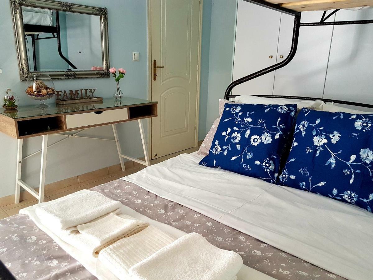 Cozy Apartment Near Monastiraki Aten Exteriör bild